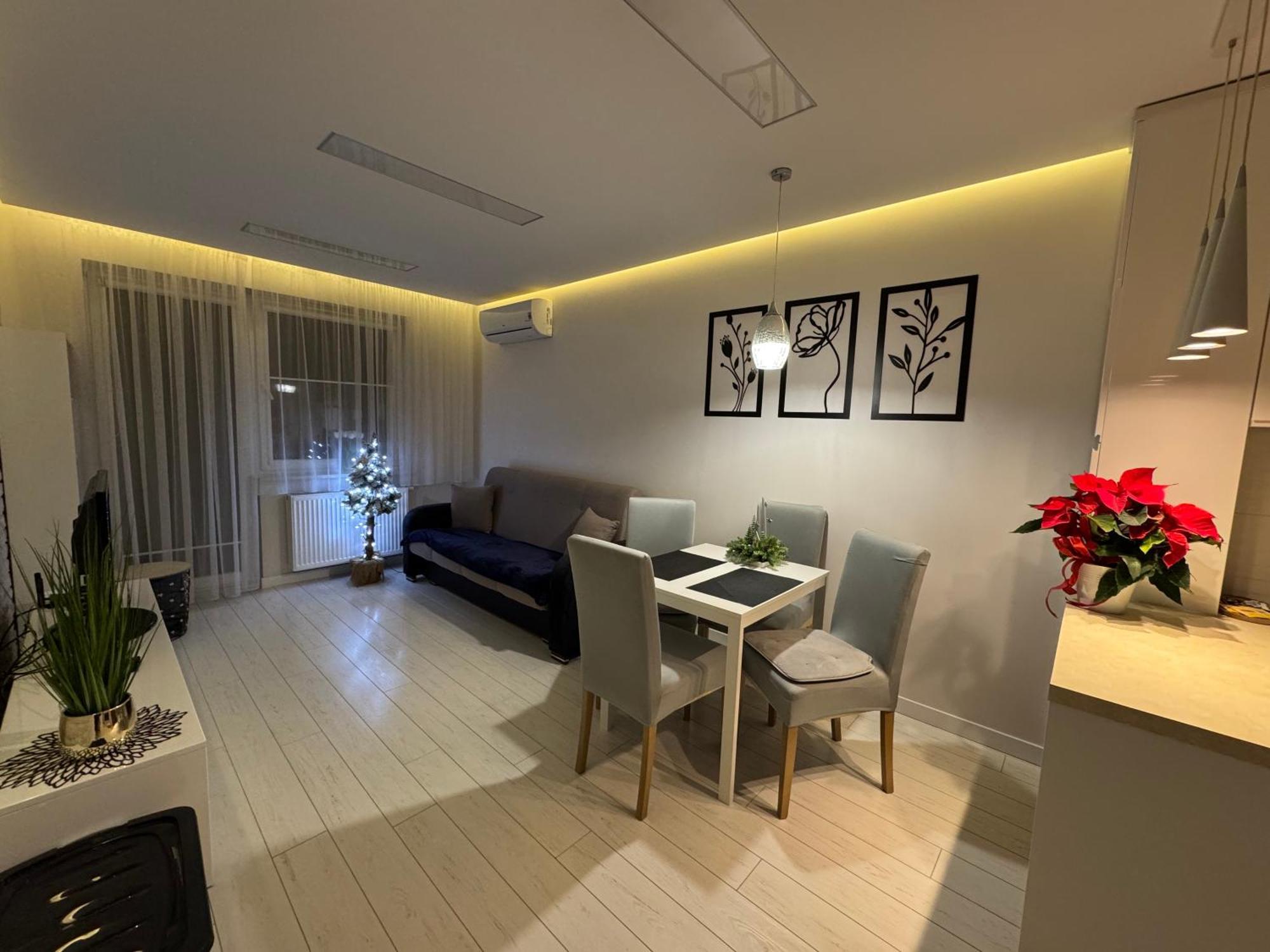 Bozki Apartament Ketrzyn Ngoại thất bức ảnh